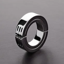 Shots Toys Anneau Ball Stretchers Métallique CBT Ball -Sextoy Soldes anneau cockring metallique cbt ball 40 mm 04