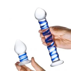 GLÄS Coffret Plug Anal & Dong Pénétration Swirly 11 GLÄS Coffret Plug Anal & Dong Pénétration Swirly -Sextoy Soldes coffret plug anal dong penetration swirly 03