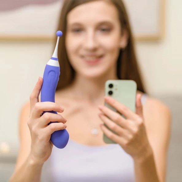 Lovense Stimulateur Clitoris & Point-G Connecté Dual-End Hyphy 5 Lovense Stimulateur Clitoris & Point-G Connecté Dual-End Hyphy – Image 5