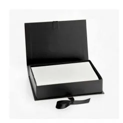 Maison Close String Tanga Ouvrable - Le Petit Secret (giftbox) -Sextoy Soldes string tanga ouvrable le petit secret giftbox 4